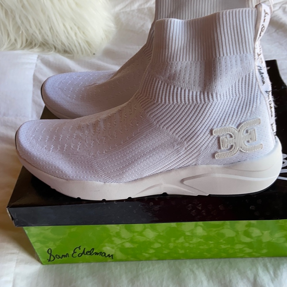 Sam Edelman white knit sneakers, brand new